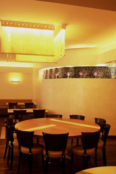  Modern Restaurant Dining Room. Nobu Paris  by Amar Studio.