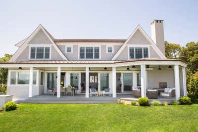 Beach Style Exterior. North Fork Waterfront by Chango & Co..