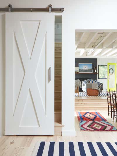 Farmhouse Beach House Entry and Hall. Sonoma Farmhouse by Dehn Bloom Design.