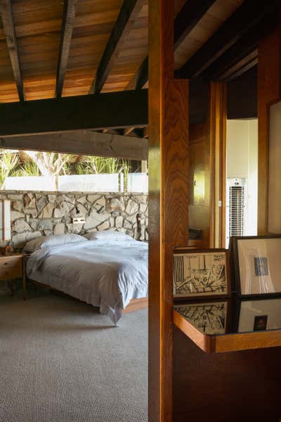  Tropical Family Home Bedroom. Lautner Harpel House by Mark Haddawy.
