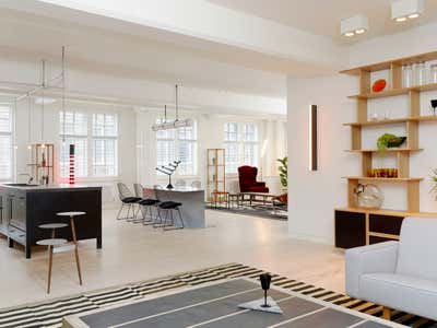 Modern Apartment Open Plan. VINYL FACTORY, Soho by Fran Hickman Design & Interiors .