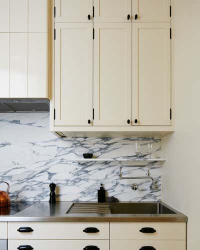 Contemporary Apartment Kitchen. Chelsea Apartment by Billy Cotton.