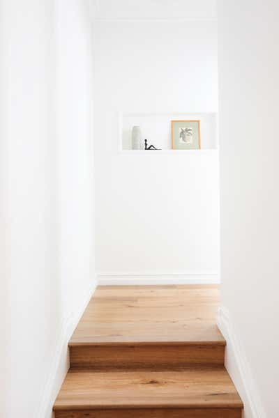  Minimalist Family Home Entry and Hall. Silver Lake by Stefani Stein.
