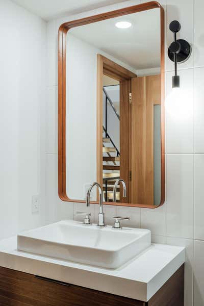  Modern Vacation Home Bathroom. Sampson Ave by Cityhome Collective.