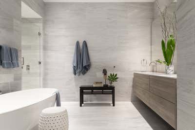  Bachelor Pad Bathroom. Pacific Heights Pied-à-terre by ECHE.