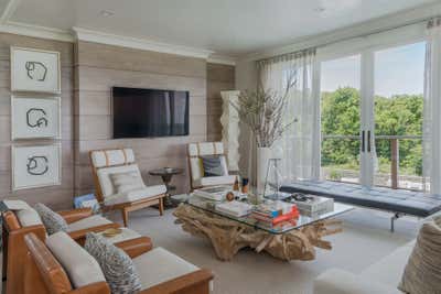  Beach Style Beach House Living Room. Montauk, New York by Foley & Cox.