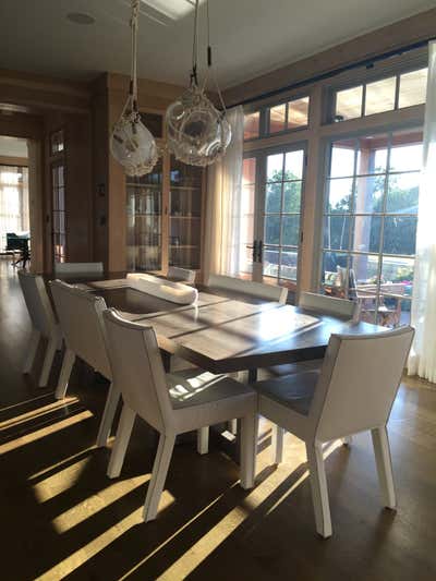  Contemporary Vacation Home Dining Room. Watermil by INTERIORES 0503.