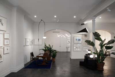  Contemporary Mixed Use Open Plan. Morgan O'Hara: LIVE TRANSMISSION, ON STAGE by Magdalena Keck Interior Design.