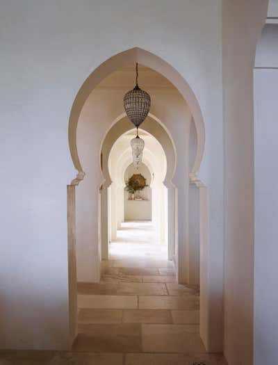 Mediterranean Entry and Hall. Crystal Cove by Ohara Davies Gaetano Interiors.