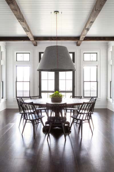  Country Family Home Dining Room. Upstate Farmhouse by Chango & Co..