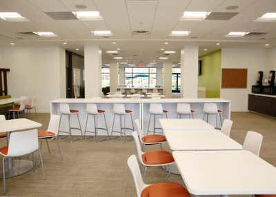 Modern Office Meeting Room. Celgene Cafe by Rosen Kelly Conway Architecture & Design.