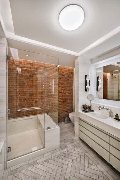  Modern Apartment Bathroom. Broome Street Loft by DHD Architecture & Interior Design.