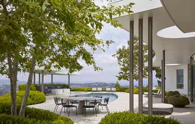  Modern Family Home Exterior. Beverly Hills Estate by Jamie Bush + Co..