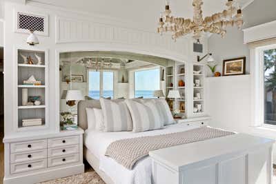  Coastal Vacation Home Bedroom. Manhattan Beach Family Home  by Jeff Andrews - Design.