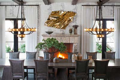  Contemporary Family Home Dining Room. Top of Beverly Hills  by Jeff Andrews - Design.