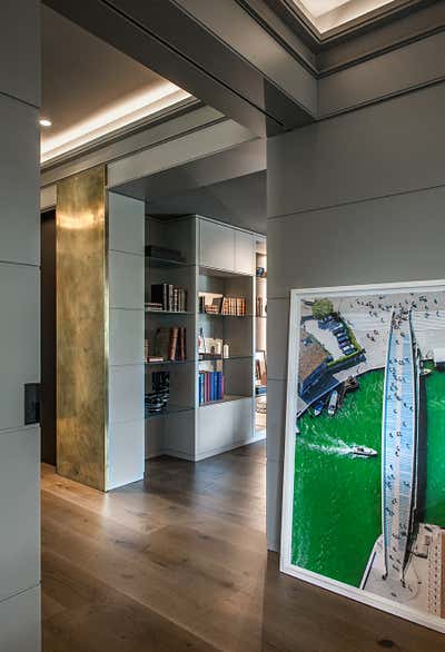  Contemporary Family Home Entry and Hall. Trait d'Union by Pelizzari Studio.