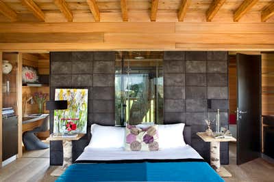  Contemporary Vacation Home Bedroom. Rifugio sugli alberi by Pelizzari Studio.