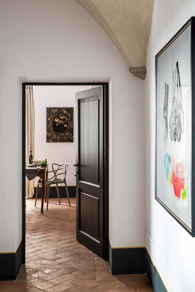  Contemporary Apartment Entry and Hall. Sotto le antiche volte by Pelizzari Studio.