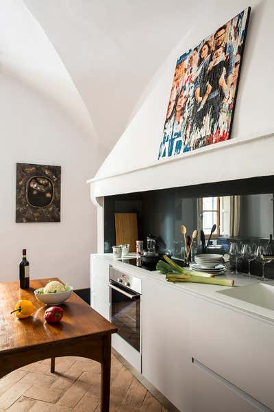 Contemporary Apartment Kitchen. Sotto le antiche volte by Pelizzari Studio.
