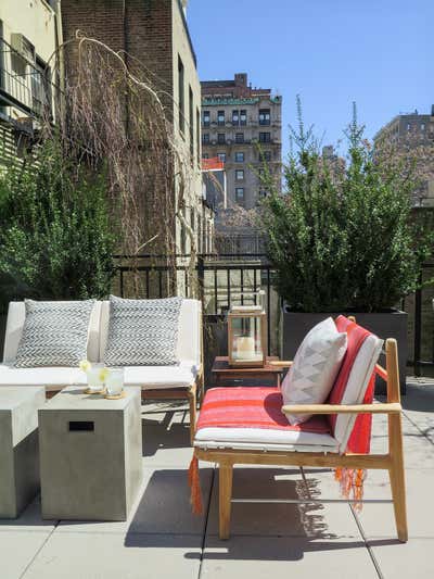  Modern Family Home Patio and Deck. UPPER EAST SIDE by VERDOIER.