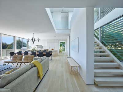  Mid-Century Modern Beach House Open Plan. Dune Crest by Stelle Lomont Rouhani Architects.
