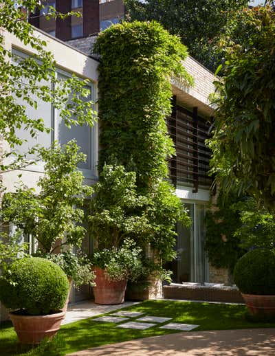 Contemporary Exterior. London by Todhunter Earle Interiors.