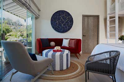  Contemporary Vacation Home Bedroom. Lake House Retreat by Sofia Aspe Interiorismo.