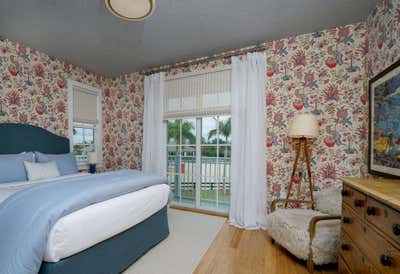 English Country Vacation Home Bedroom. Santa Cecilia Stables by Mariana d'Orey Veiga Design.