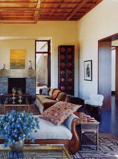  Maximalist Family Home Living Room. Mountain Retreat by Fisher Weisman Brugioni.