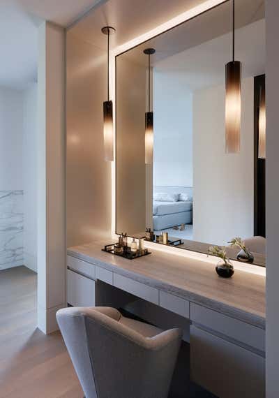  Contemporary Family Home Bathroom. Barry Lane Residence by Leverone Design Inc.