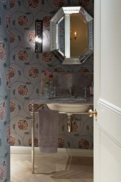  Eclectic Apartment Bathroom. Knightsbridge pied a terre  by Godrich Interiors.