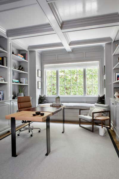  Modern Family Home Office and Study. Pacific Palisades, L.A. by Chango & Co..