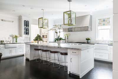  Transitional Family Home Kitchen. Greenwich by Alisberg Parker Architects.
