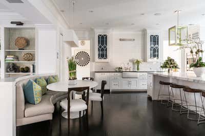  Transitional Family Home Kitchen. Greenwich by Alisberg Parker Architects.