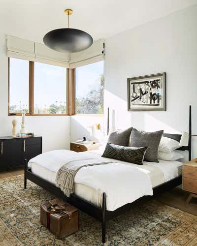  Modern Bachelor Pad Bedroom. Venice Beach by Proem Studio.