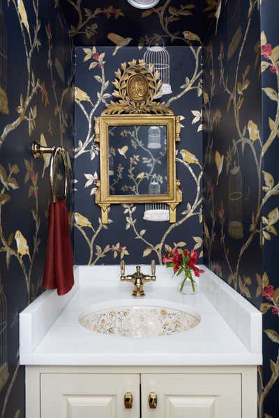  Traditional Family Home Bathroom. #mcleanrenovation by Laura Fox Interior Design.