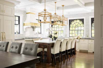  Farmhouse Family Home Kitchen. Amazing Transformation by Rosen Kelly Conway Architecture & Design.