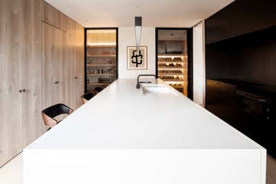  Minimalist Apartment Kitchen. Alcázar de Toledo by OOAA Arquitectura.
