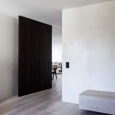  Minimalist Apartment Bar and Game Room. Alcázar de Toledo by OOAA Arquitectura.