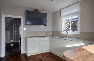  Contemporary Family Home Kitchen. Hampstead Home by Kia Designs.