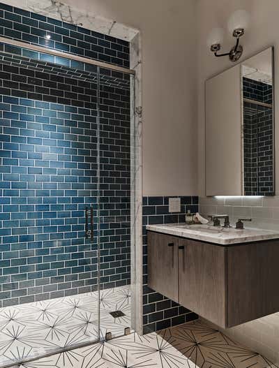  Minimalist Apartment Bathroom. Maison Crosby by Studio Zung.