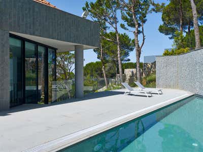  Contemporary Vacation Home Patio and Deck. Hillside Villa by Joe Serrins Architecture Studio.