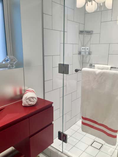  Minimalist Apartment Bathroom. NYC Central Park West APT by M. Studio Gallery Fine & Applied Arts LLC.