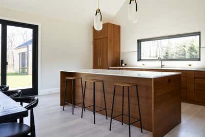 Contemporary Beach House Kitchen. Atelier 22 by Studio Zung.
