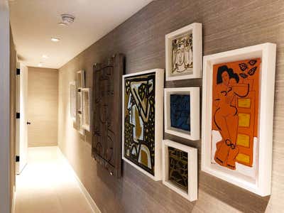 Contemporary Vacation Home Entry and Hall. Manhattan Pied-À-Terre by CSL Art Consulting.