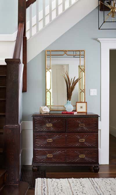  Transitional Family Home Entry and Hall. Avenues Arts and Crafts by Suzanne Childress Design.