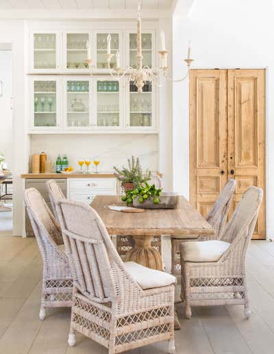  Scandinavian Farmhouse Country House Kitchen. Atherton Home by Giannetti Home.