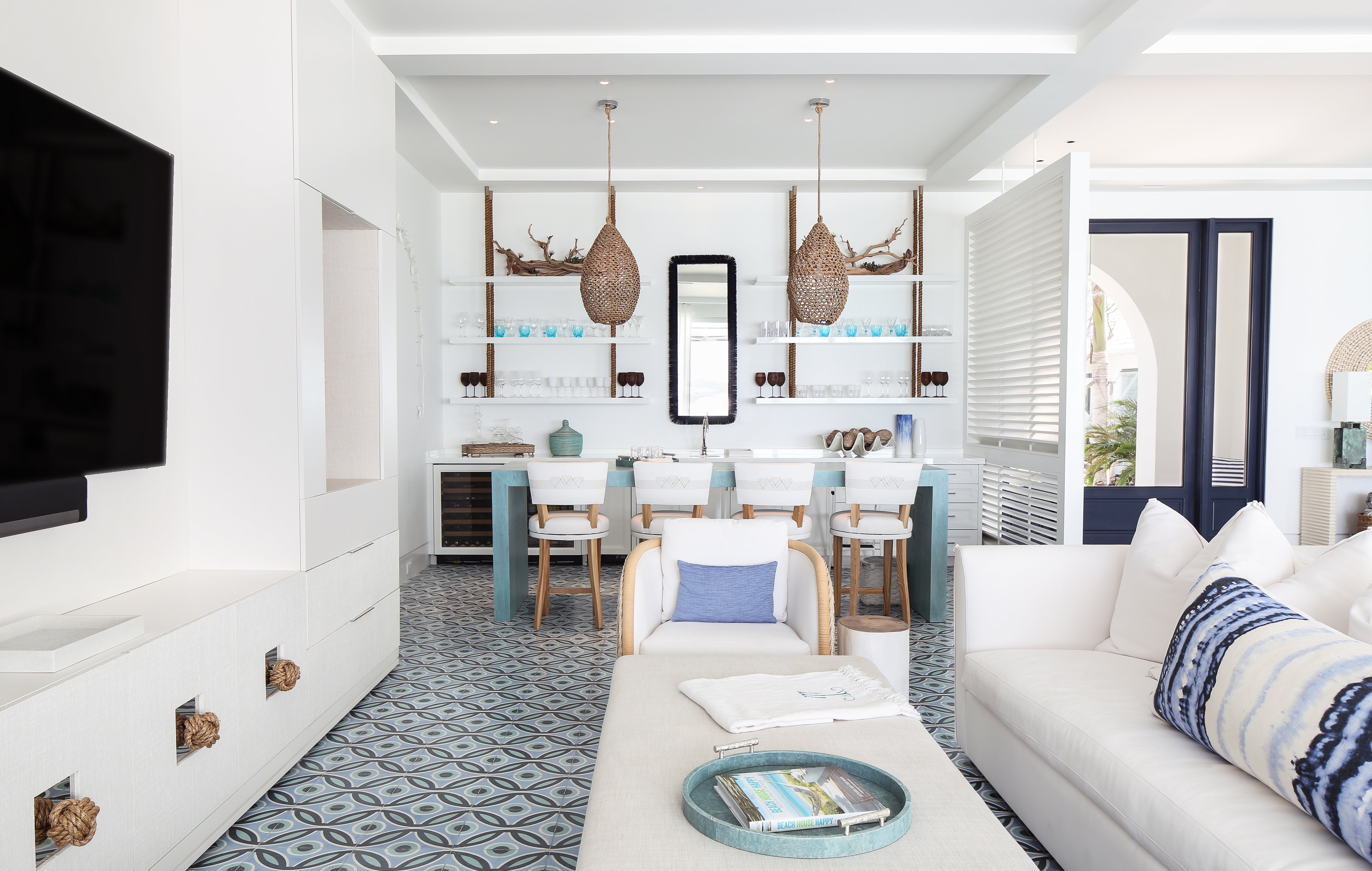 Beach Style Open Plan