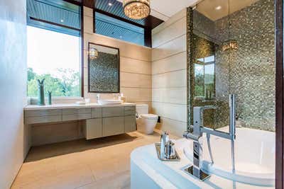  Contemporary Family Home Bathroom. Turtle Creek Residence by Wyatt & Associates, Inc..