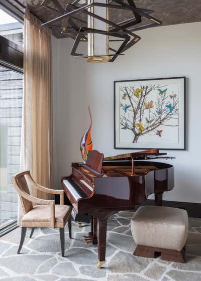  Family Home Living Room. TRIPLE E by Goddard Design Group.